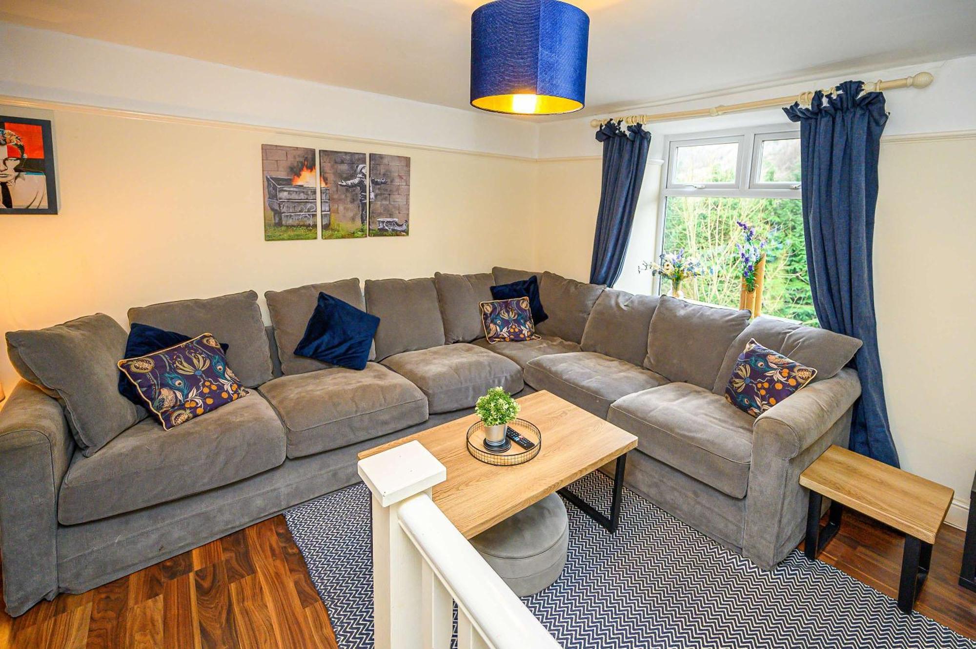 Llareggub Amazing House In Afan Forest With Breath-Taking Views By Staystaycations Порт Толбът Екстериор снимка